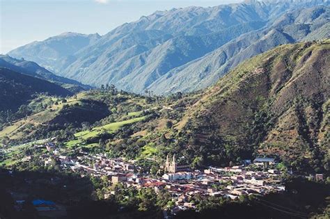 Onzaga Santander. Loving these Colombian mountain villages that dot our route as we gradually ...