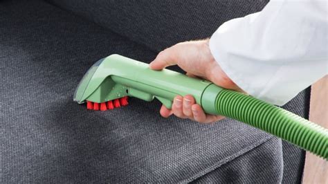 Bissell Little Green Machine 1400B review - Reviewed