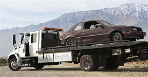 Find the Cheap Tow Truck Services in Toronto