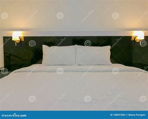 Bed, Hotel, Pillow, Bedroom, Bedding Stock Photo - Image of interior, cloth: 148497002