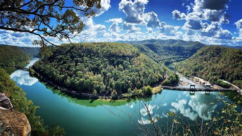 Hawks Nest Overlook - New River Gorge CVB