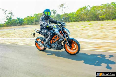 2020-KTM-Duke-390-BS6-Review (12) - Thrust Zone