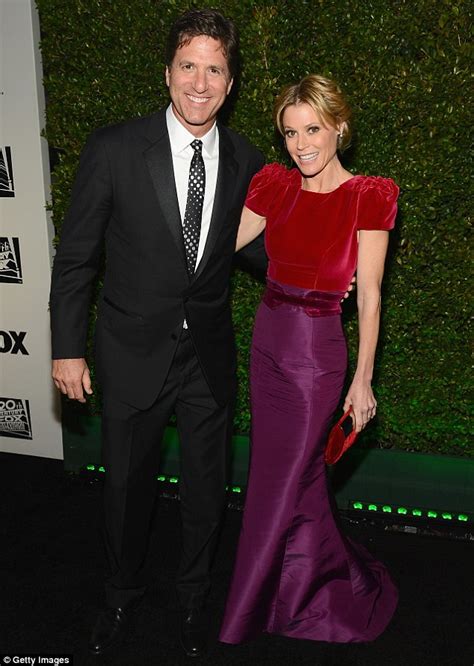 Julie Bowen Husband Age Difference