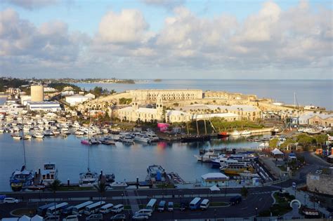 Exploring the Royal Naval Dockyard Bermuda | EatSleepCruise.com