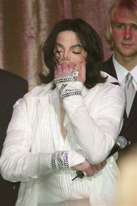 Celebration of Love (Michael's 45th Birthday Party 2003) - Invincible era Photo (22485088 ...