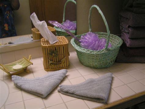 Corpany Creative Clearinghouse: Towel Origami - Starfish