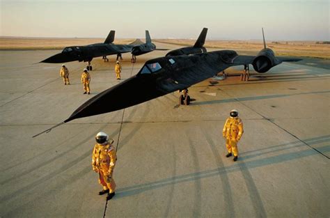 SR-71 Blackbird Pilot Tells Us What It's Like to Apply to Fly the Fastest Plane Ever | The ...