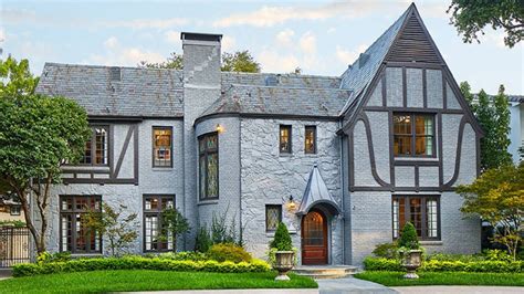 What Is a Tudor House? This Architectural Style Is Right Out of a Fairy Tale