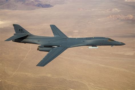 Tu-160 Blackjack Vs B-1 Lancer: Copy or Not? - The Aviation Geek Club