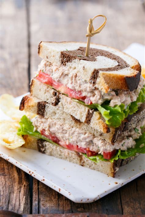 Taylor's Best Tuna Salad Sandwich | Love and Olive Oil