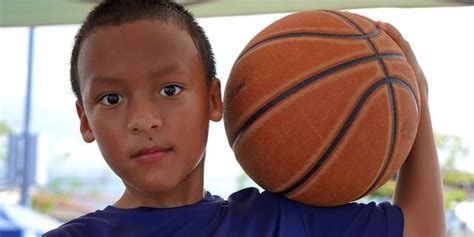 Pint-sized Hawaii basketball player selected to compete with the best ballers in the country : r ...