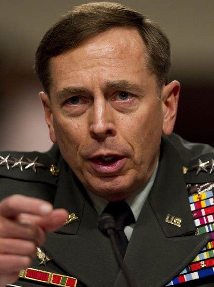 Gen. David Petraeus reportedly to succeed Gen. Stanley McChrystal as ...