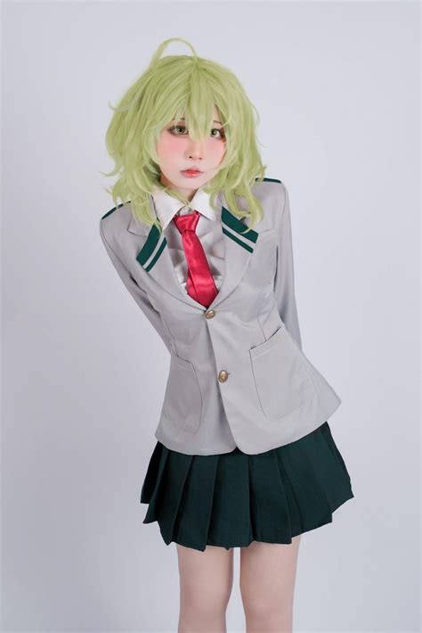 Boku no Hero Academia – Invisible Girl nua já inspira seu primeiro cosplay