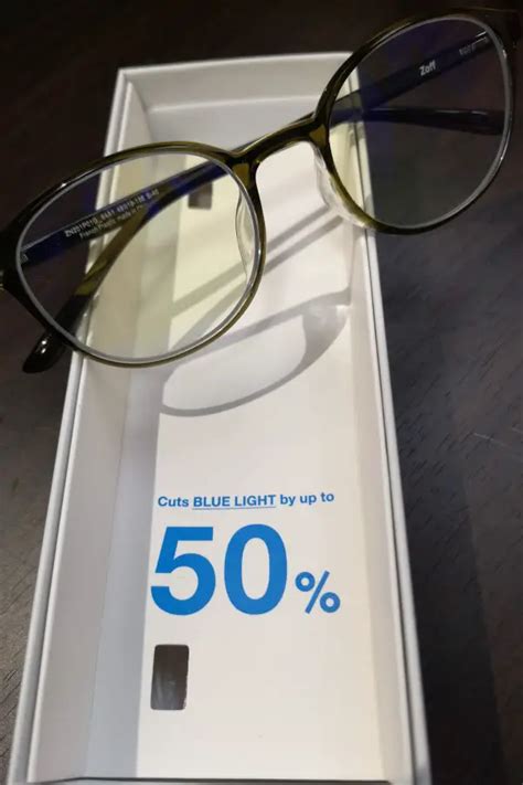 I Tried Blue Light Glasses for Just One Day and Here’s What Happened – The Insurance Marketer