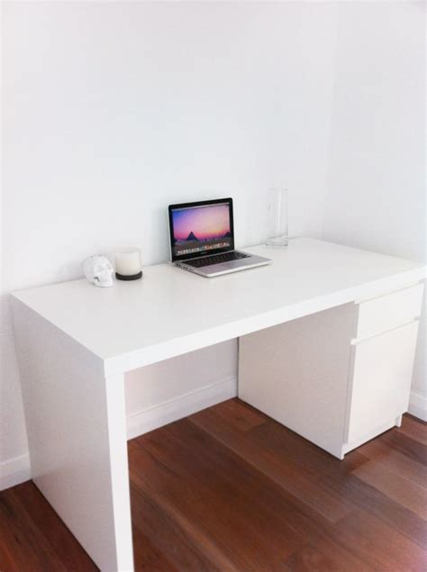 animalist.tumblr.com | Office room decor, Diy home decor bedroom, Room ...