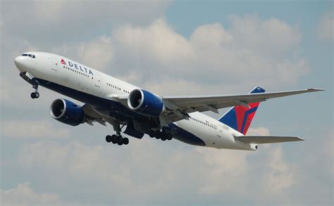 12 Years Of Service: Delta's Boeing 777-200LR Fleet