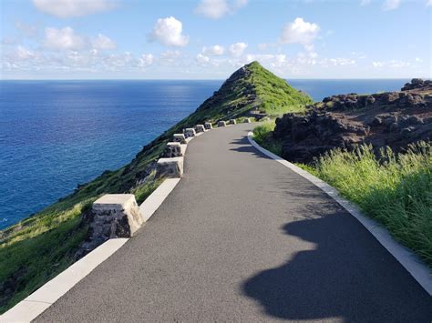 Recently hiked the Makapu'u Point Lighthouse Trail on Oahu. (OC) : MostBeautiful