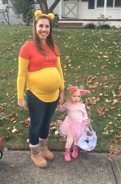 Maternity Halloween- Pooh & Piglet costume, DIY | Pregnant halloween ...