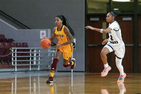 Beaumont United girls season ends in regional semifinals