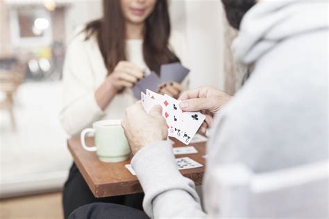 11 Fun 2-Person Card Games to Play on Your Next Date Night ...