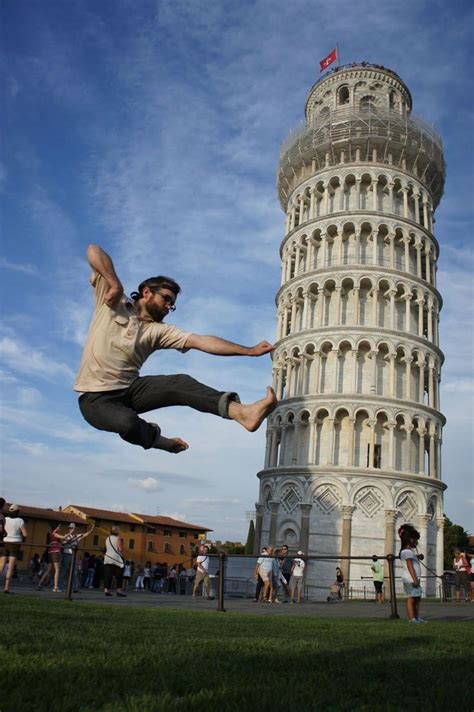 30+ Awesome Funny Creative Photos | Tourist Having Fun with Leaning ...