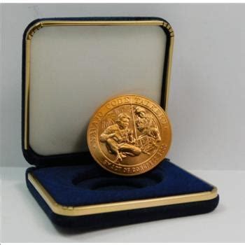 2000 Navajo Code Talkers U.S. Marine Corps WWII Commemorative Medal in ...