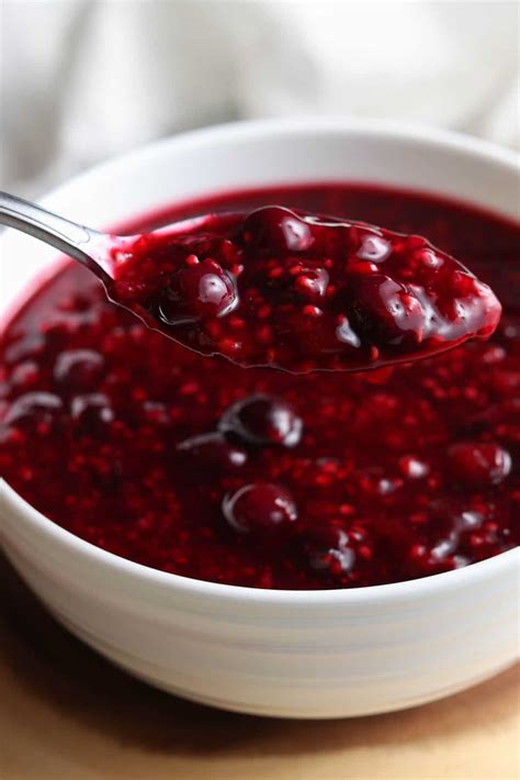 Simple Berry Sauce - Vegan Blueberry