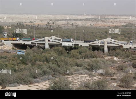 Allenby bridge hi-res stock photography and images - Alamy