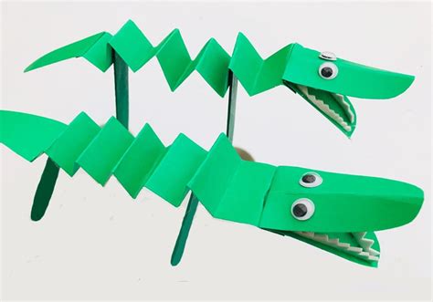 Cool Crocodile Popsicle Stick Craft for Kids | Fun Kids Crafts