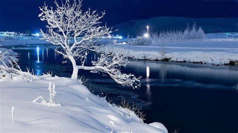 Frosty Riverside HD Desktop Background wallpaper free | Paisaje nieve, Paisajes de invierno ...