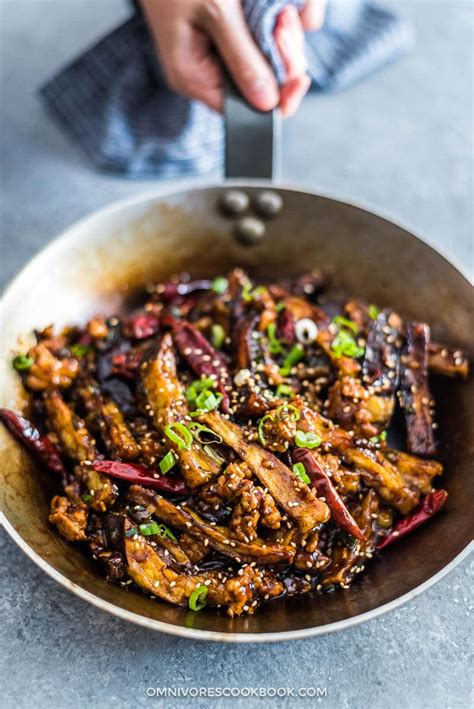 Sichuan Eggplant Stir Fry (Yú Xiāng Eggplant, 鱼香茄子) | Omnivore's Cookbook