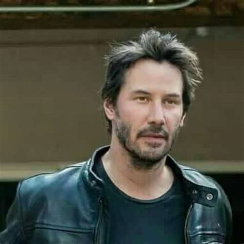 Keanu Reeves Short Hair : Alexandra Grant On Why She Has Embraced Her ...