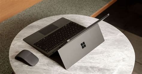 Microsoft's Surface Pro 8 could still launch later this year