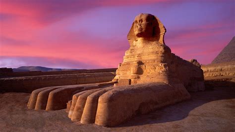 Top 10 Most Breathtaking Colossal Statues in the World - Toptenz.net