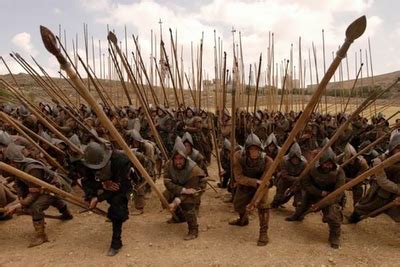 The use of sword behind the shield wall and phalanx | HROARR