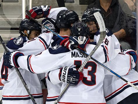 UConn Huskies - Hockey East Association