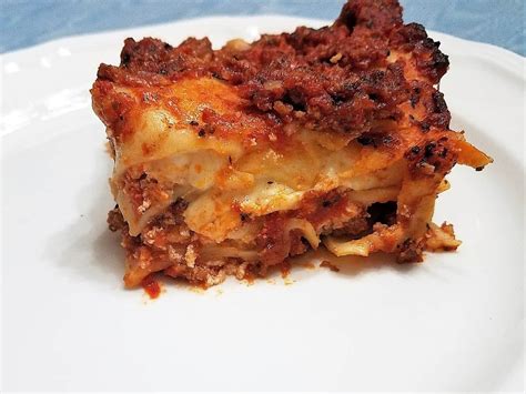 Homemade Lasagna with Ricotta Cheese - Country at Heart Recipes