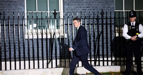 UK minister Gavin Williamson resigns over bullying claims : r/europe