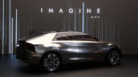 Imagine by Kia concept envisions an electric commuter car that's also fun