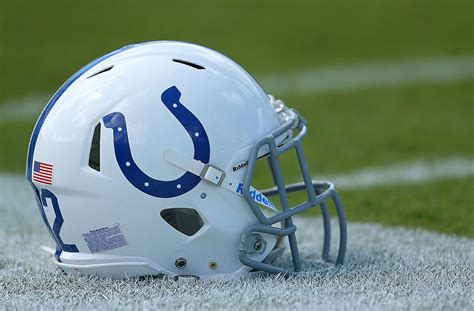 Colts Helmet / Indianapolis Colts Nfl Collectible Mini Helmet Picture ...