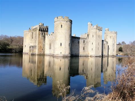 35 best Bodiam Castle images on Pholder | Castles, Pics and Castleporn