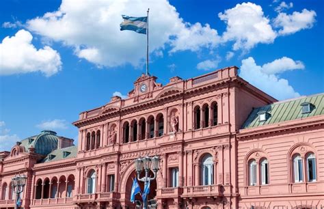 Premium Photo | Casa rosada office of the president of argentina ...