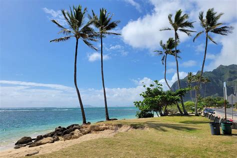 Kaaawa Beach Park (Kaʻaʻawa) - Aloha Secrets