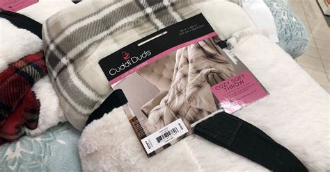 Cuddl Duds Cozy Soft Throws Only $19.99 at Kohl's (Regularly $60)