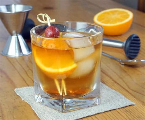 Wisconsin Brandy Old Fashioned • Curious Cuisiniere