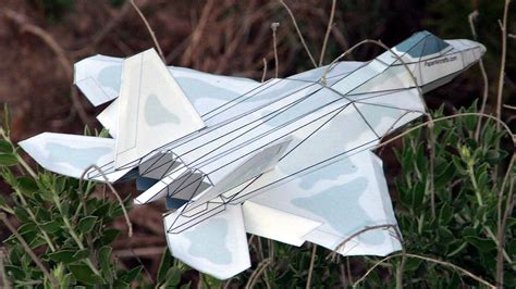 F-22 Paper Airplane 3D model | Paper airplanes, Make a paper airplane ...