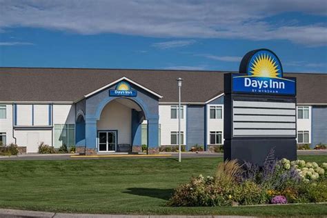 DAYS INN BY WYNDHAM GREAT FALLS $79 ($̶1̶0̶0̶) - Updated 2023 Prices & Hotel Reviews - MT