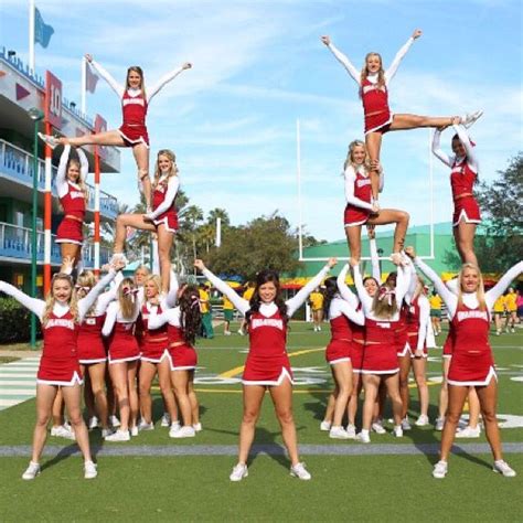 Cheerleading Stunts, Cool Cheer Stunts, College Cheerleading, College ...