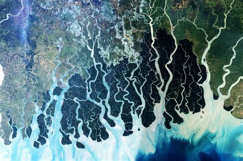 Ganges River delta Earth And Space, Rio Ganges, Deep Ecology, News Logo, Arthus Bertrand, Bay Of ...