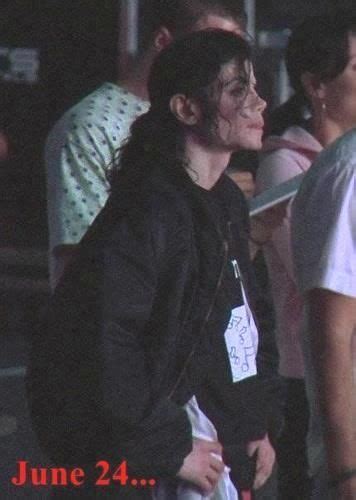 Final image taken of Michael Jackson, just hours before his death. : r ...